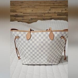 SOLD Louis Vuitton Neverfull MM Damier Azur